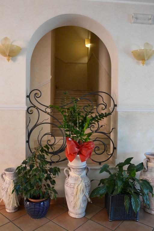 Villa Luigi Hotel & Restaurant Nuova Gestione Villa Rosa Di Martinsicuro Exteriér fotografie