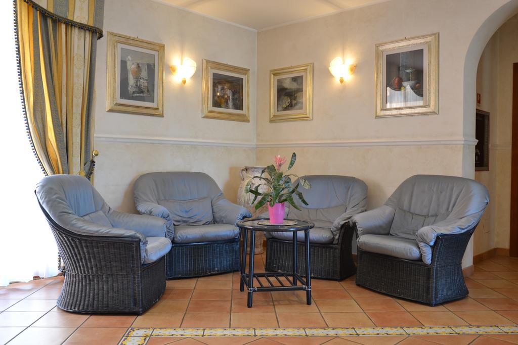 Villa Luigi Hotel & Restaurant Nuova Gestione Villa Rosa Di Martinsicuro Exteriér fotografie