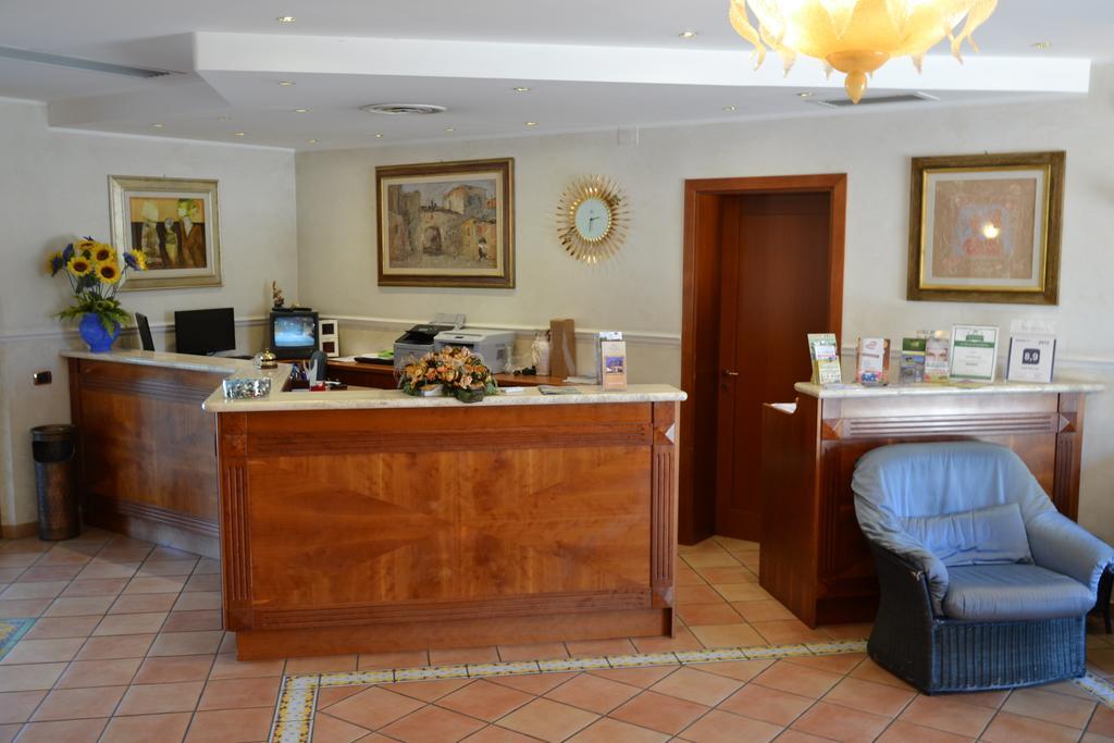 Villa Luigi Hotel & Restaurant Nuova Gestione Villa Rosa Di Martinsicuro Exteriér fotografie