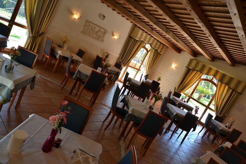 Villa Luigi Hotel & Restaurant Nuova Gestione Villa Rosa Di Martinsicuro Exteriér fotografie