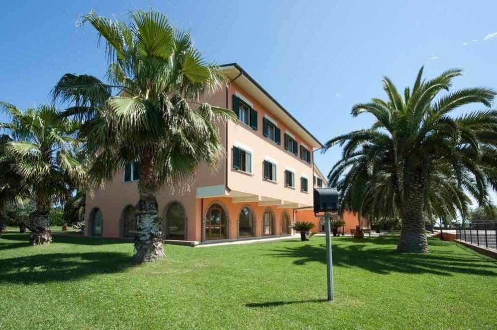 Villa Luigi Hotel & Restaurant Nuova Gestione Villa Rosa Di Martinsicuro Exteriér fotografie
